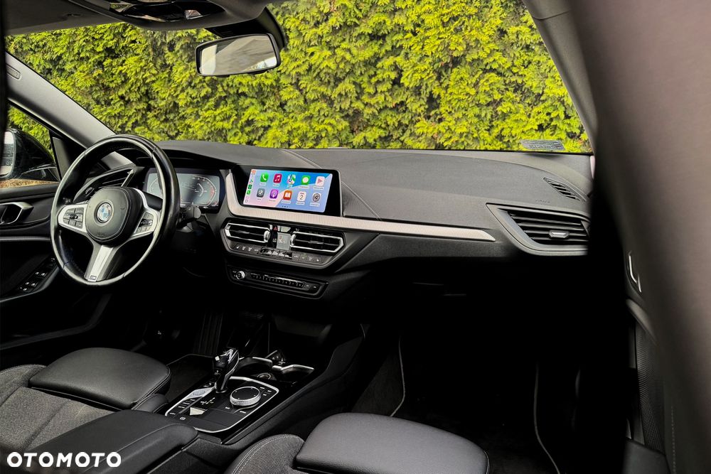 BMW Seria 2 218i Sport Line - 24