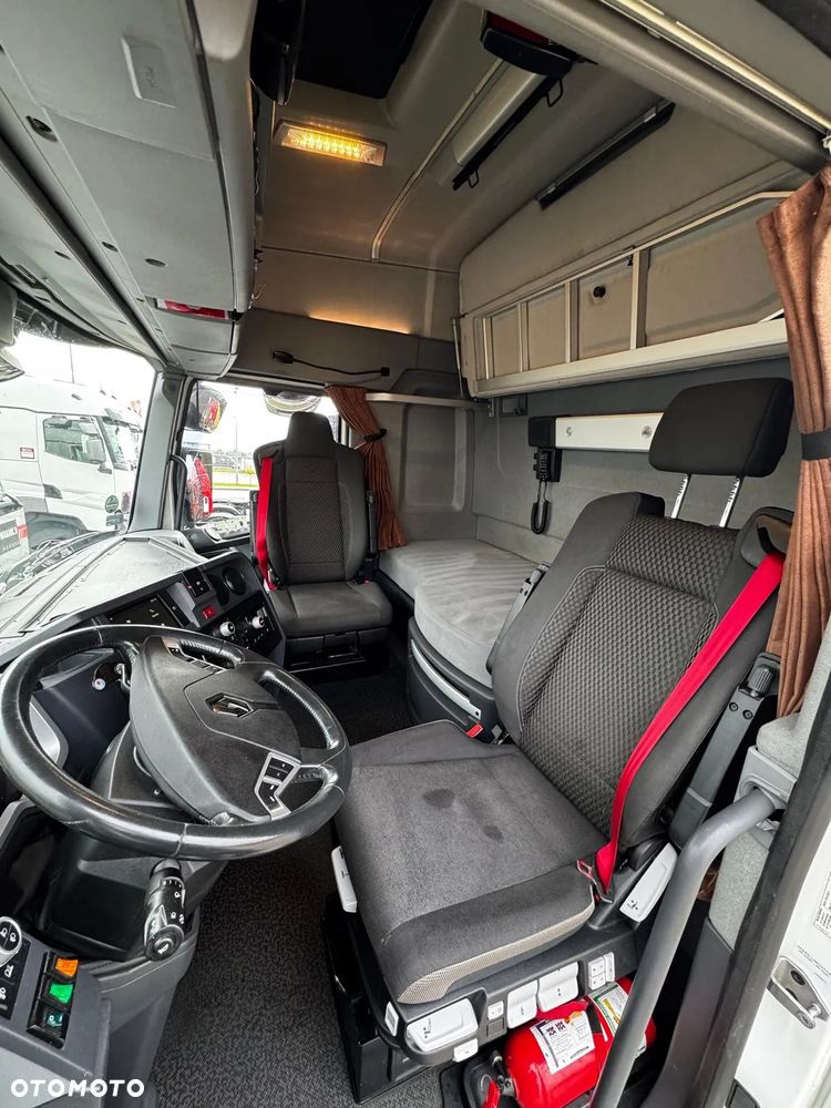 Renault T480 High Cab XLow - 10