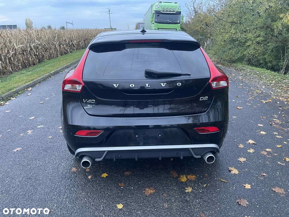 Volvo V40 D2 Drive-E Momentum - 6