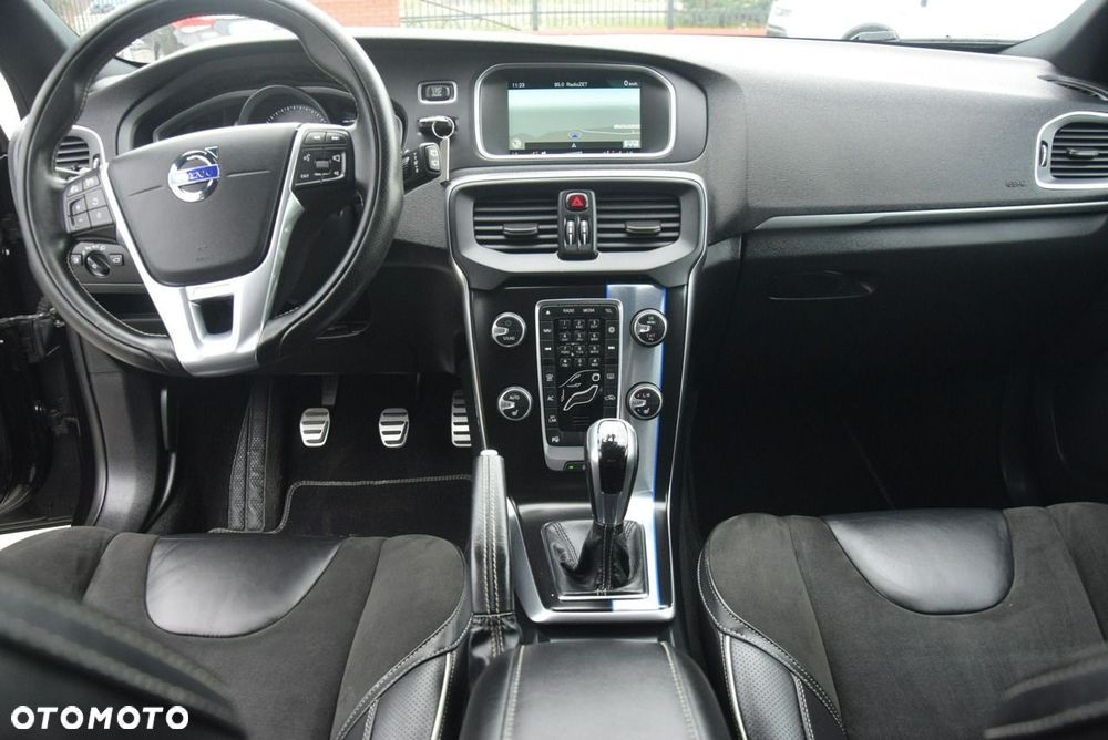 Volvo V40 D2 - 27