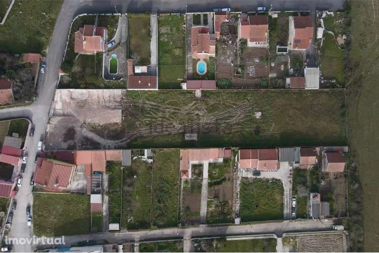 Terreno à venda em Almornos - Grande imagem: 2/4