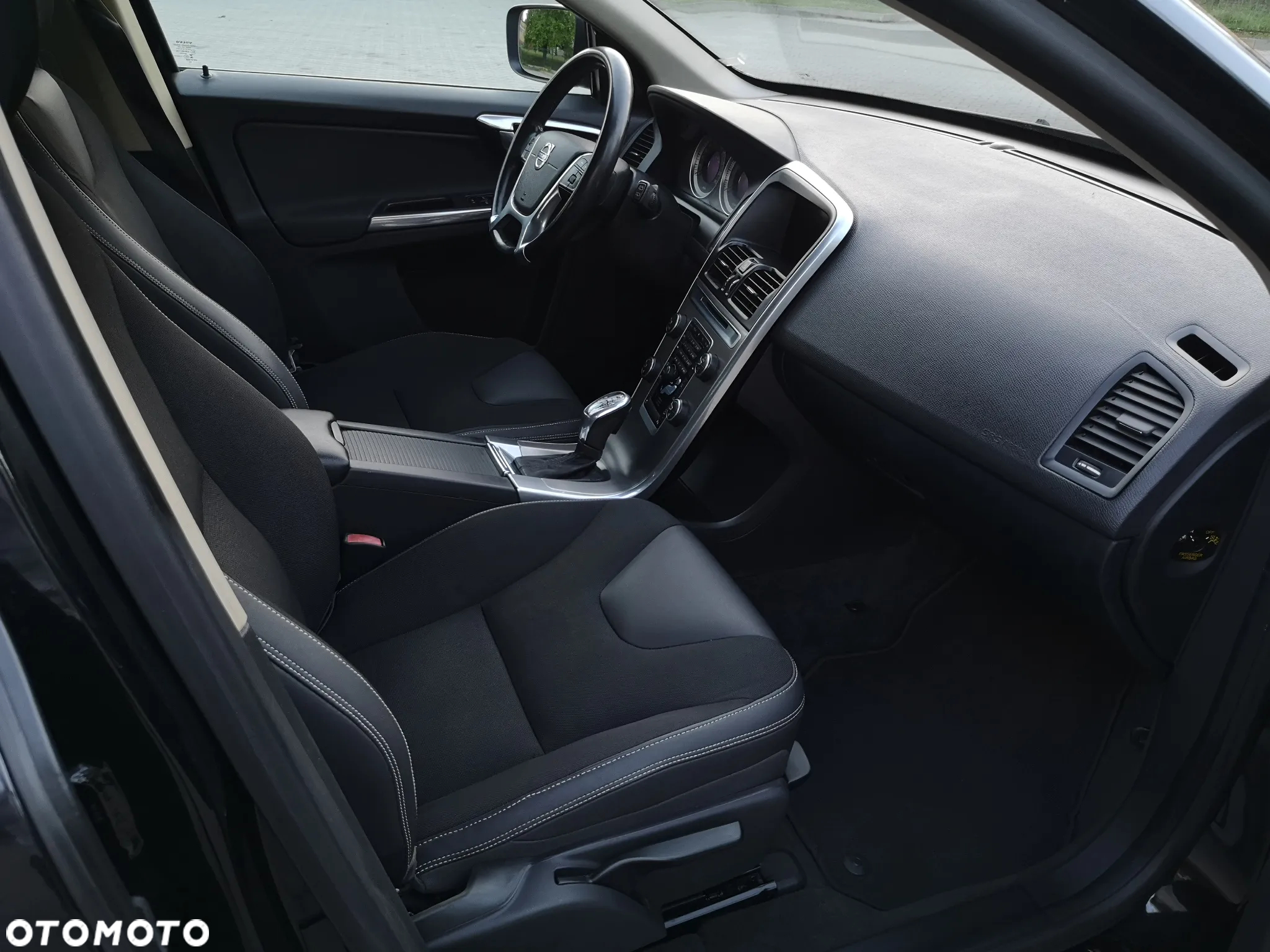 Volvo XC 60 D3 AWD Momentum - 6