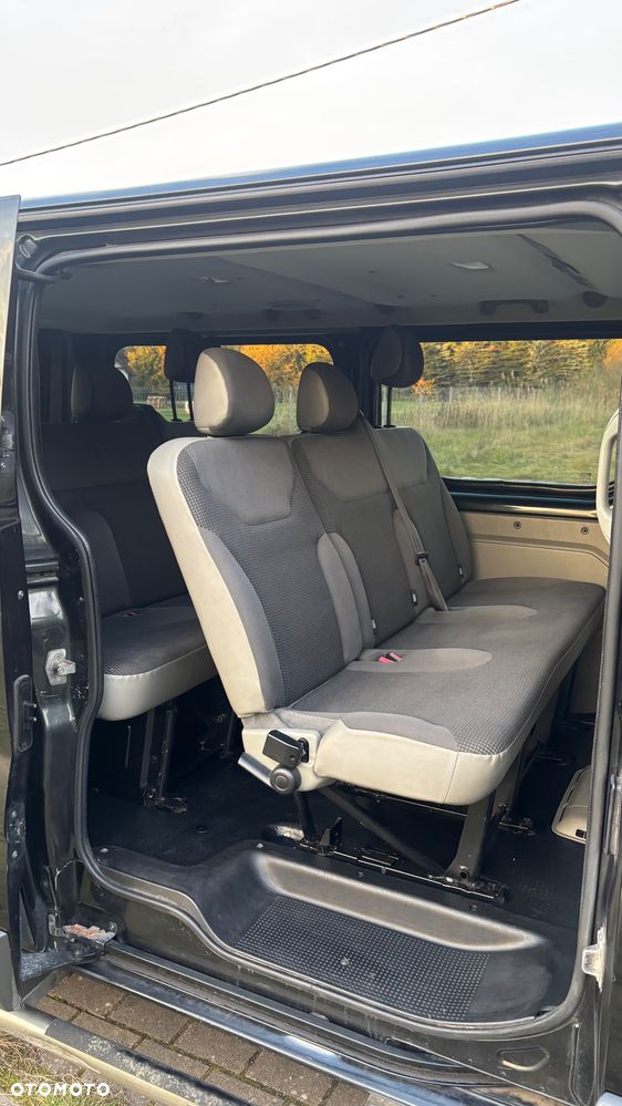 Opel Vivaro - 8