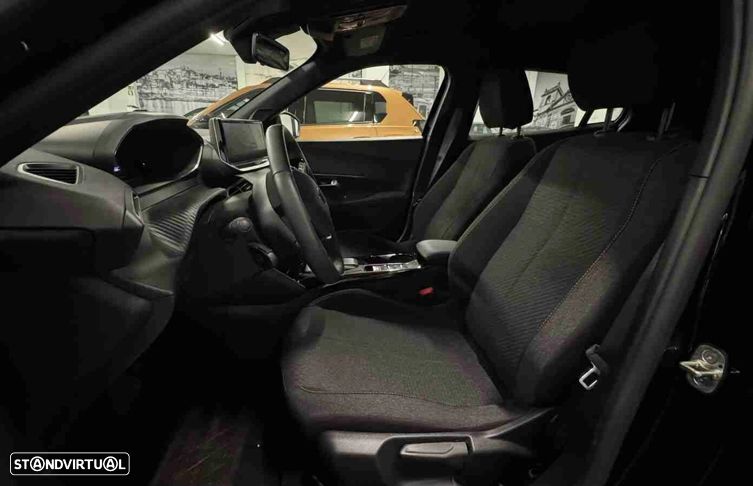 Peugeot e-2008 54 kWh SE Style - 6