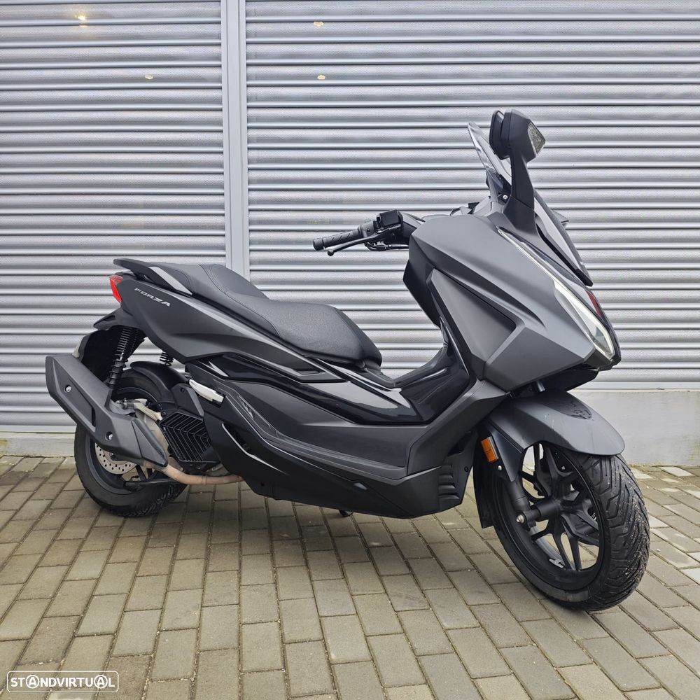 Honda Forza 125 - 1