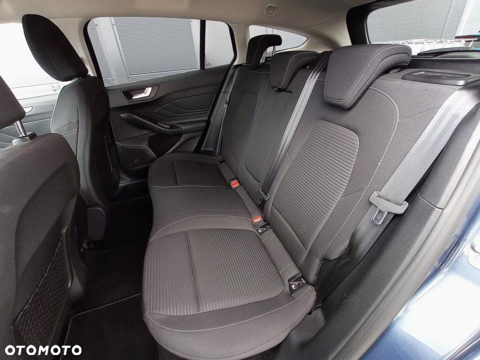 Ford Focus - 13
