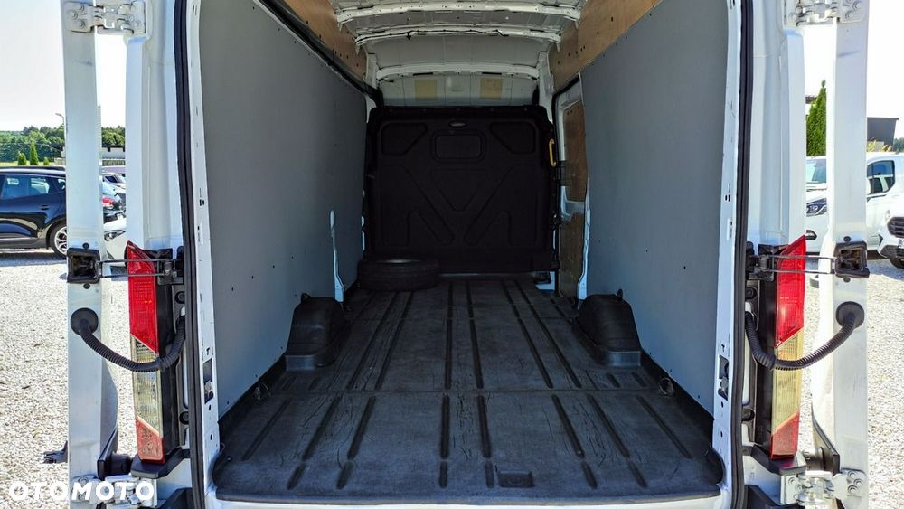Ford Transit - 22