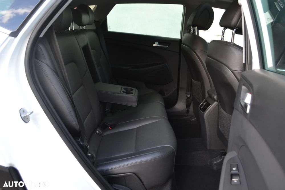 Hyundai Tucson 2.0 CRDI 4WD 6AT Premium+ - 8