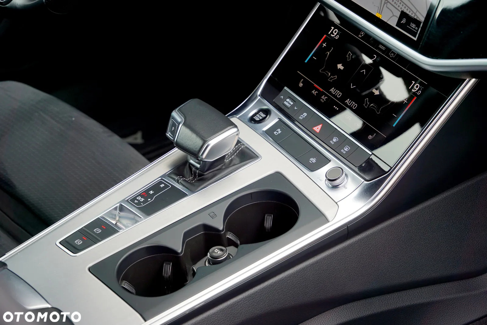 Audi A6 40 TDI quattro S tronic S line - 38