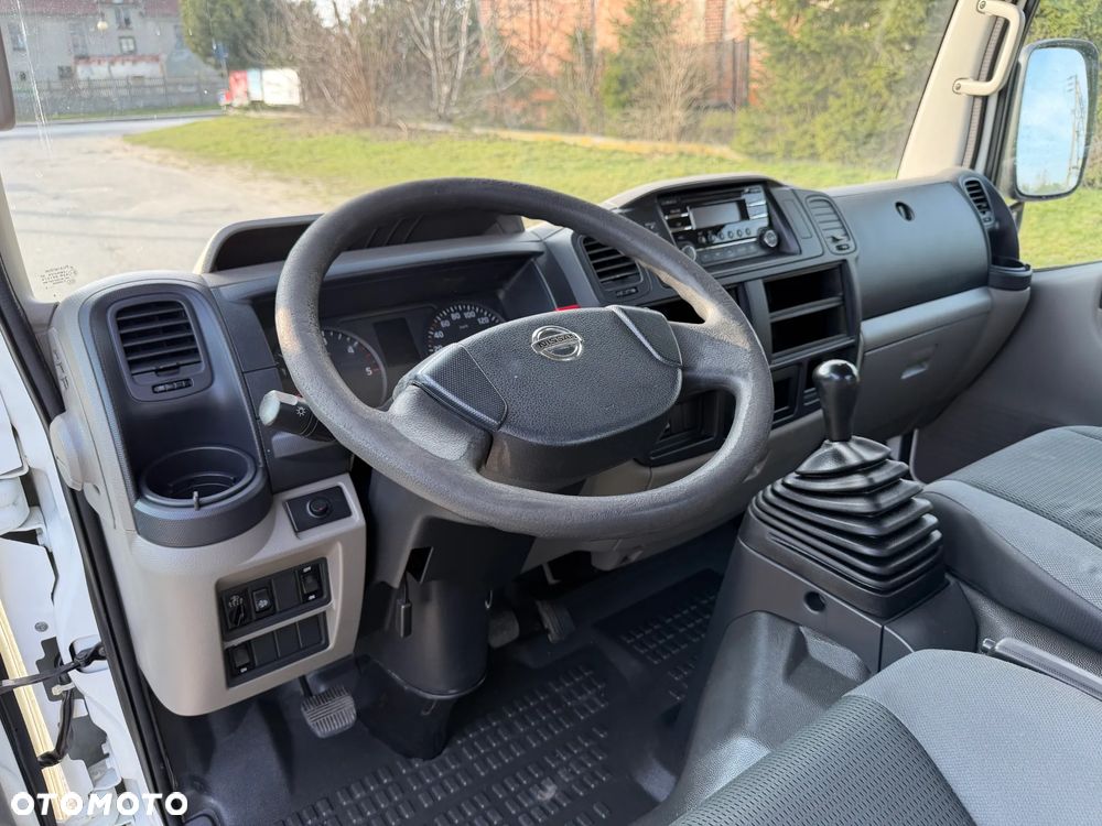 Nissan NT400 * CABSTAR * 2.5 / 125KM * Rama do zabudowy * Rozstaw osi: 3.7m * - 27