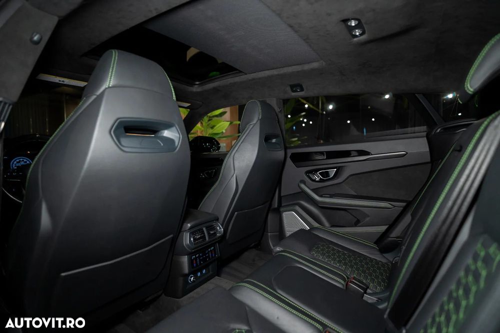 Lamborghini Urus - 27