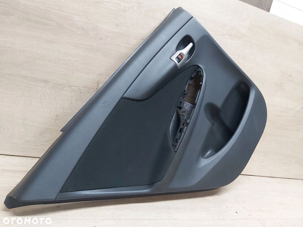 Toyota Corolla E15 boczek tapicerka drzwi lewy tył - 3