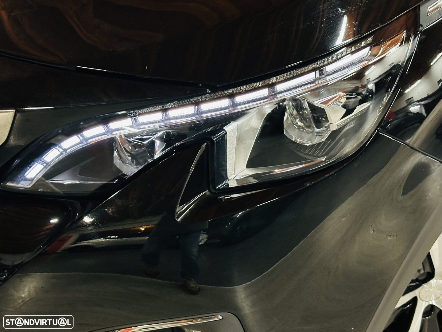 Peugeot 3008 1.2 PureTech Allure Pack EAT8 - 26
