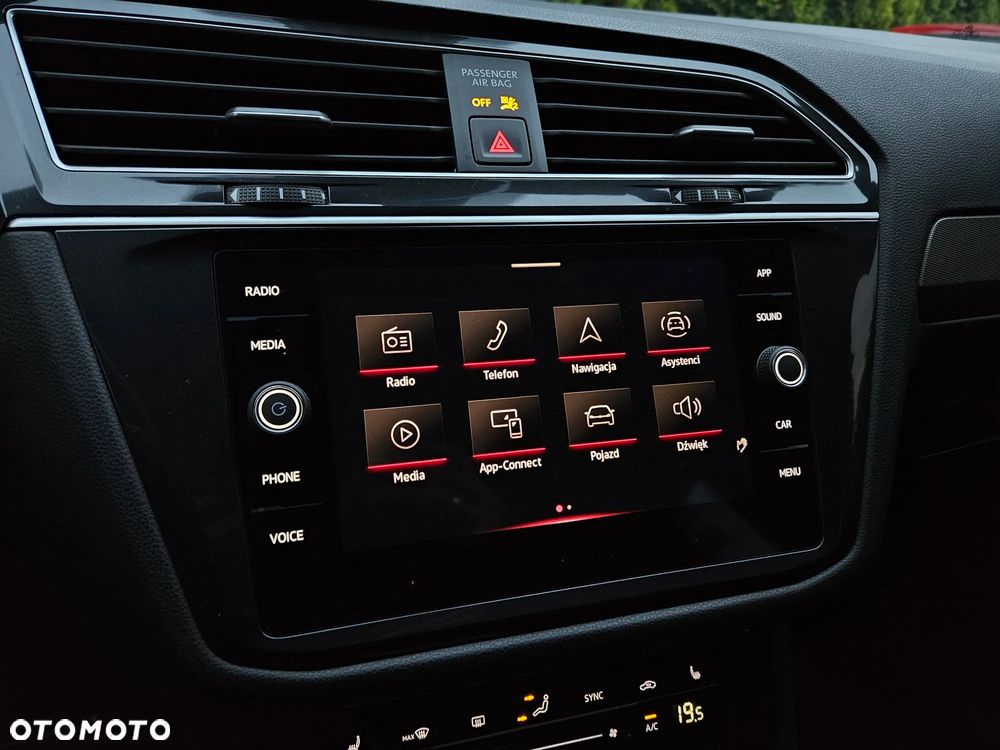 Volkswagen Tiguan - 34