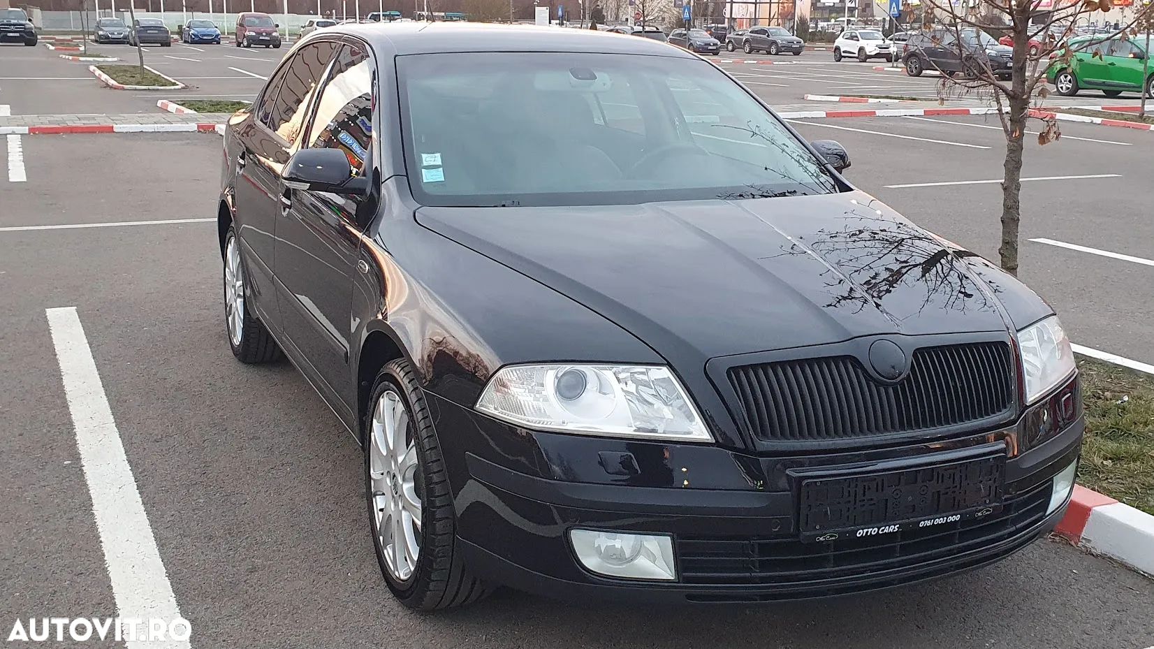 Skoda Octavia 2.0 TDI DSG Laurin & Klement - 1