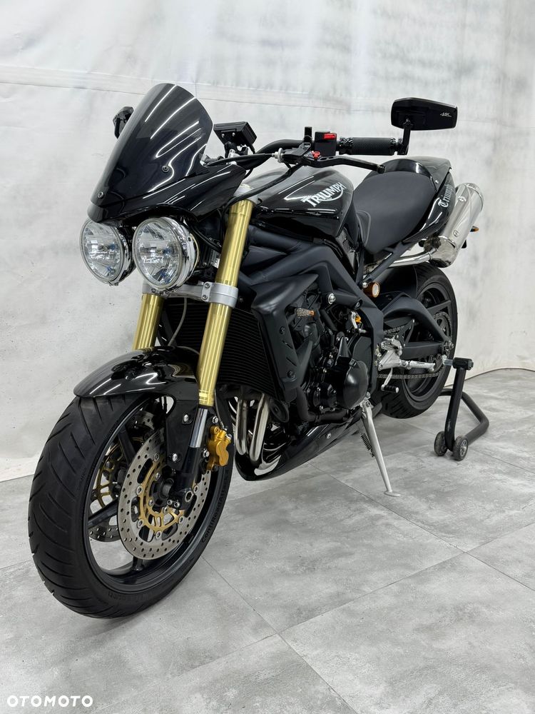 Triumph Street Triple - 4