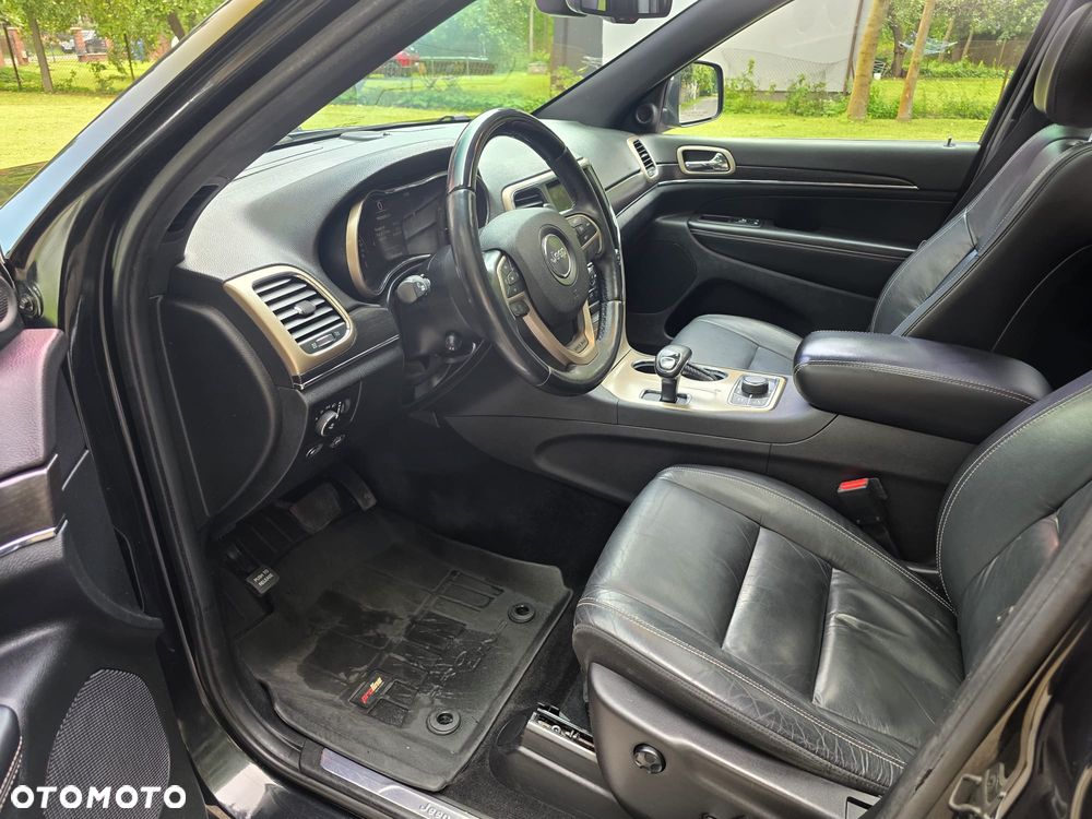 Jeep Grand Cherokee - 9