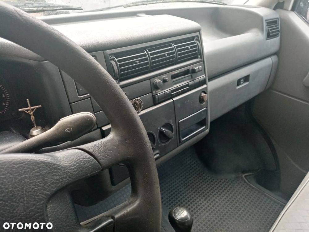 Volkswagen Transporter Standard - 11