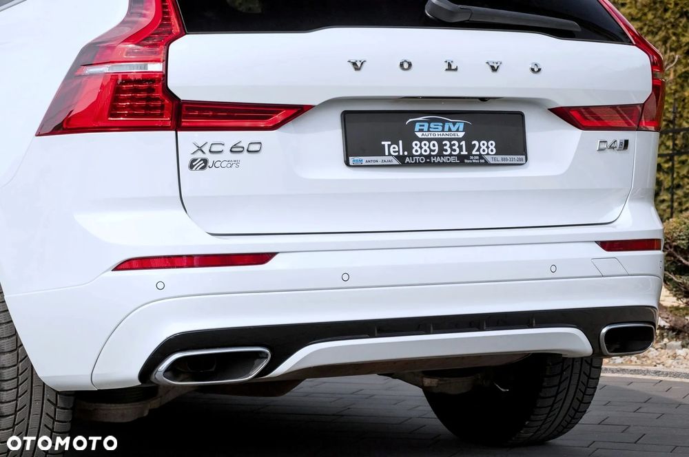 Volvo XC 60 D4 AWD Geartronic RDesign - 38