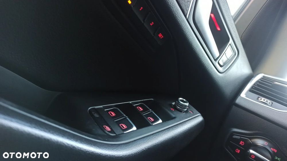 Audi Q5 2.0 TFSI Quattro Tiptronic - 18