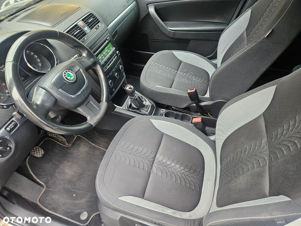 Skoda Yeti 1.4 TSI Adventure - 11