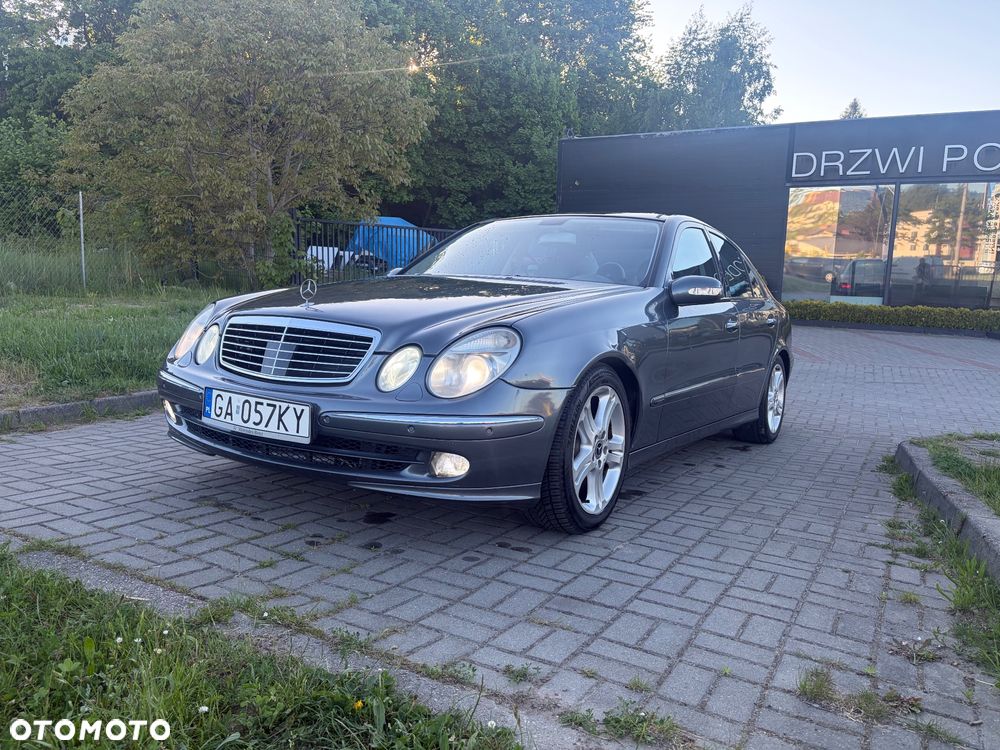 Mercedes-Benz Klasa E 500 Avantgarde - 19