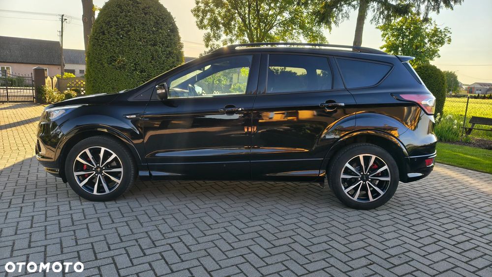 Ford Kuga 2.0 TDCi AWD ST-Line - 4