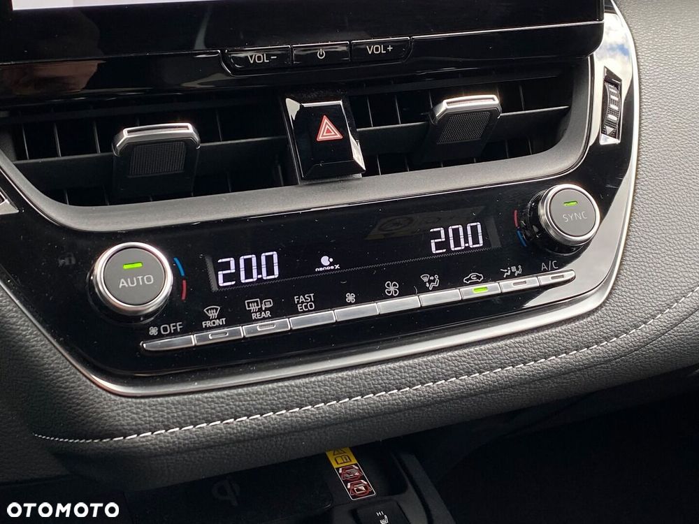 Toyota Corolla - 19