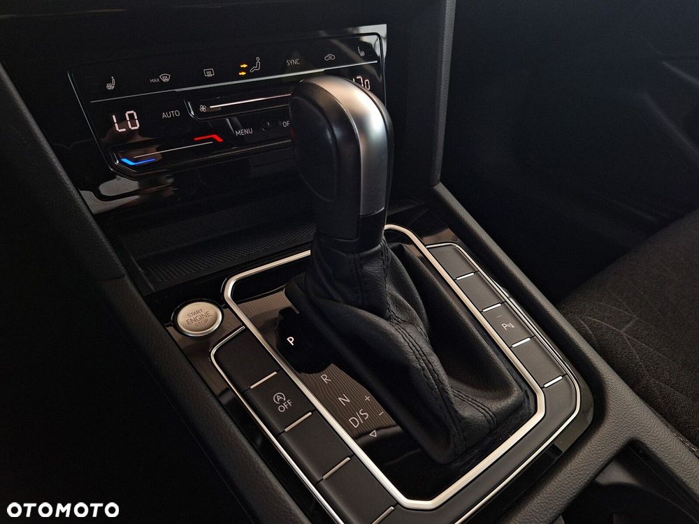Volkswagen Passat Variant 2.0 TDI EVO Business DSG - 27