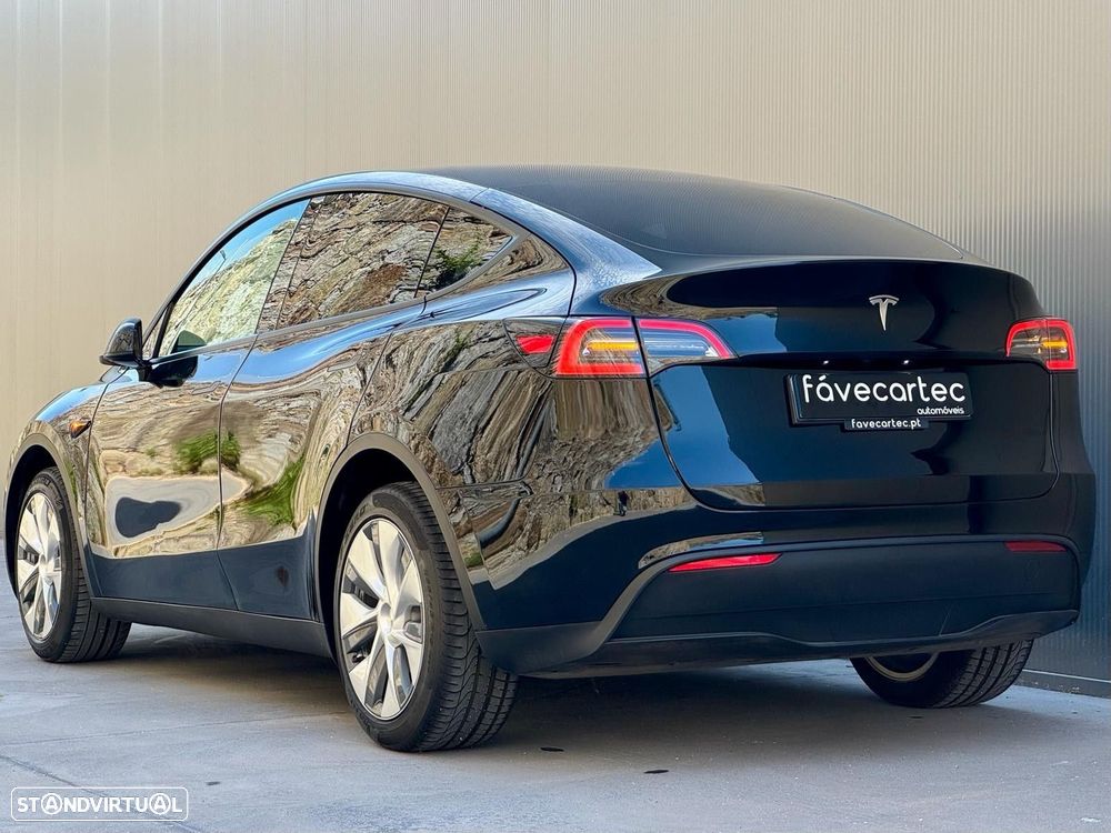 Tesla Model Y Standard - 19