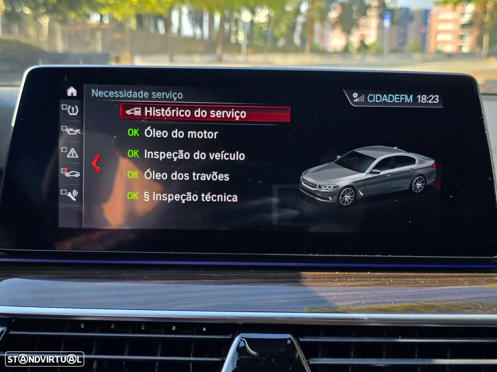 BMW 530 e iPerformance Line Luxury - 28