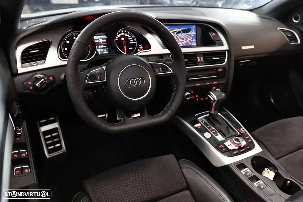 Audi A5 Cabrio 2.0 TDi S-line S tronic - 26