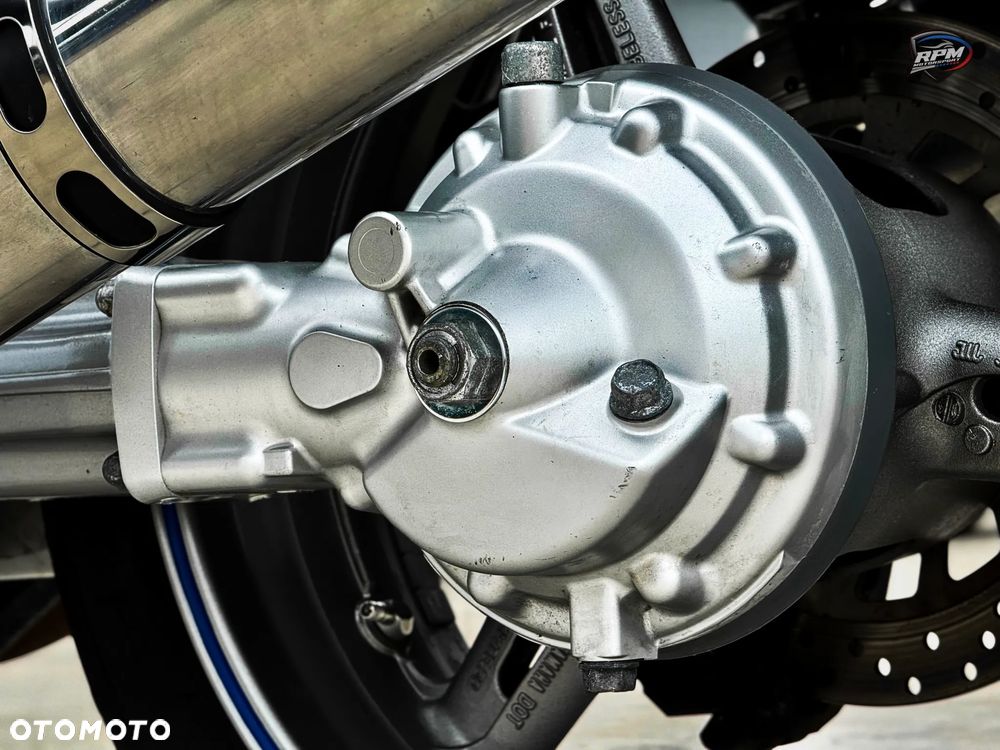 Yamaha FJR - 37