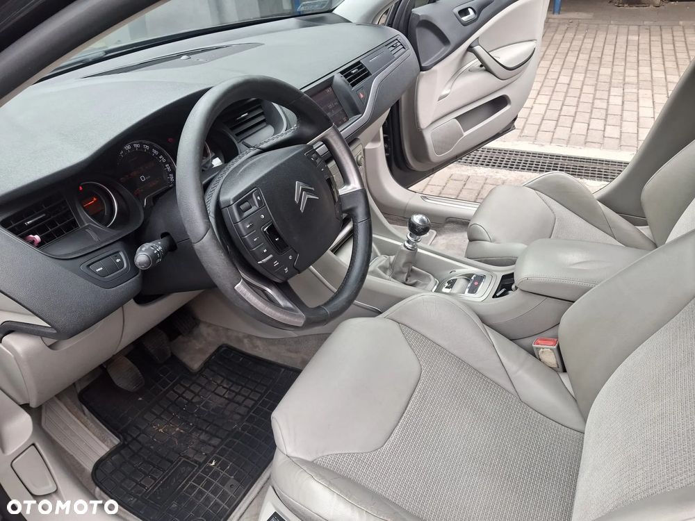 Citroën C5 2.0 HDi Exclusive - 9