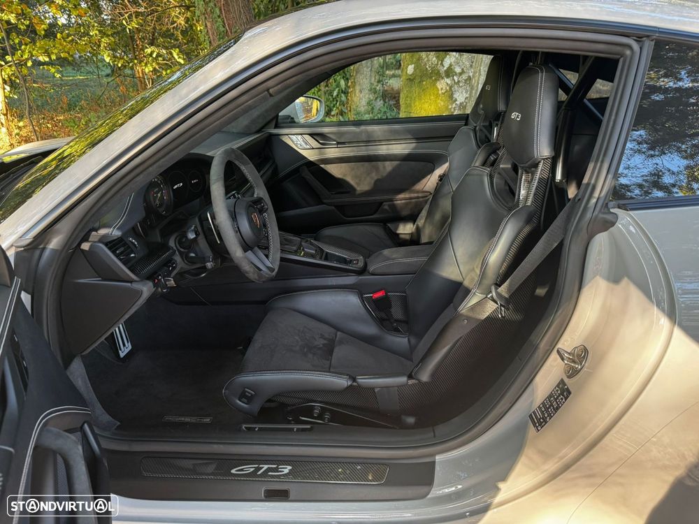 Porsche 911 (992) GT3 PDK - 41