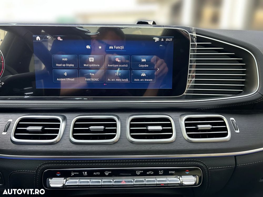 Mercedes-Benz GLS - 23