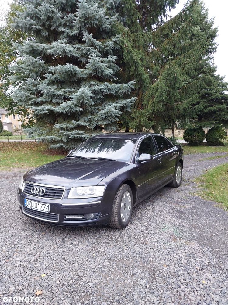 Audi A8 - 1