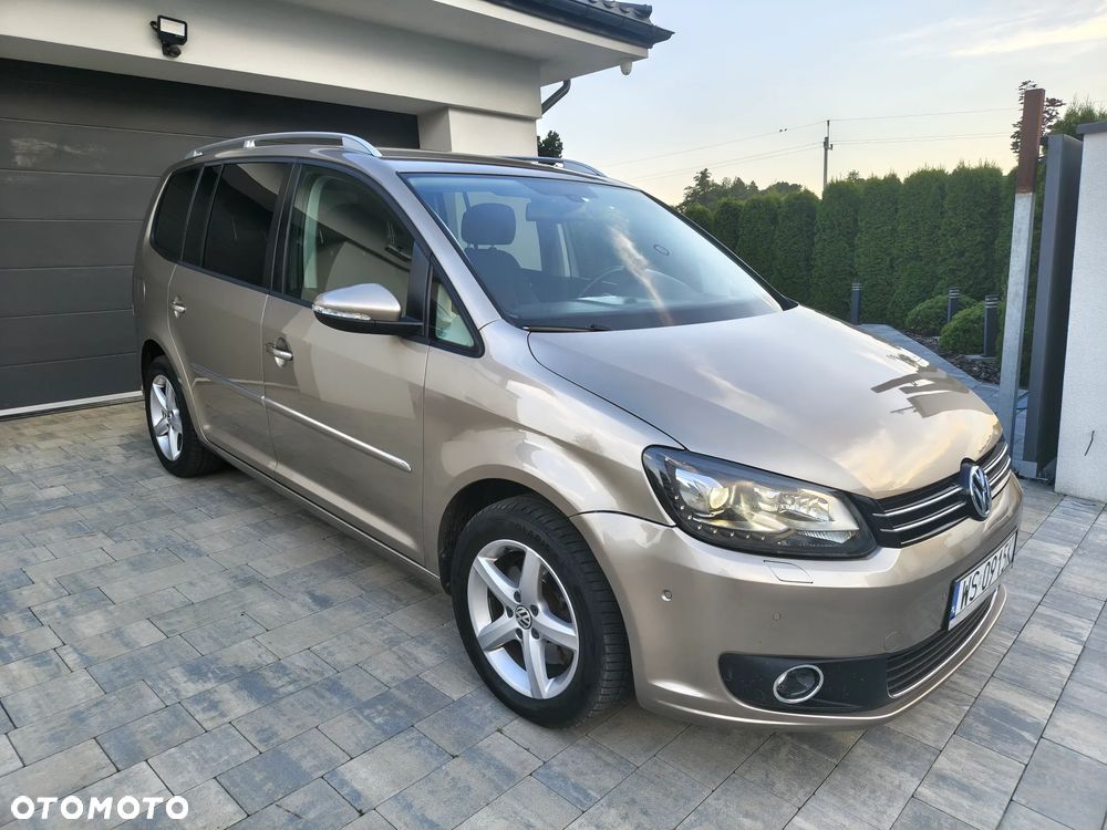 Volkswagen Touran 2.0 TDI DPF Cross DSG - 2