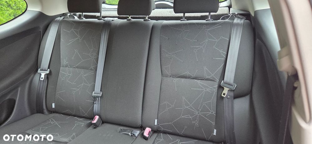 Toyota Auris 1.33 VVT-i Life - 34