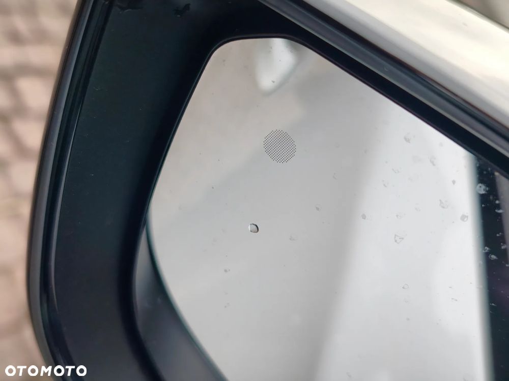 Peugeot 408 1.2 PureTech mHEV GT S&S e-DSC6 - 36