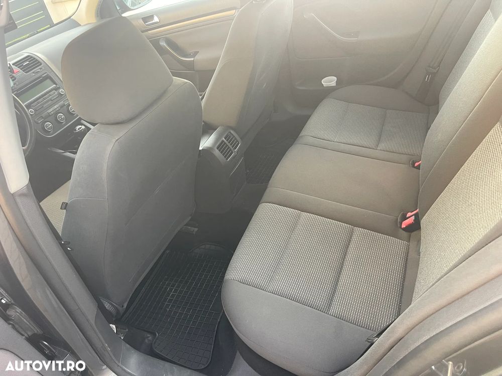 Volkswagen Jetta 1.6 Comfortline - 6