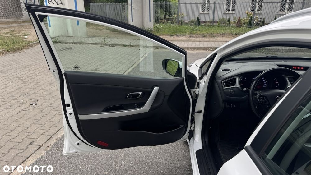 Kia Ceed 1.4 CVVT Attract - 25