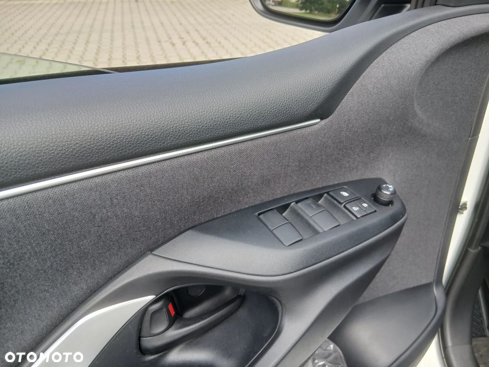 Toyota Yaris - 19