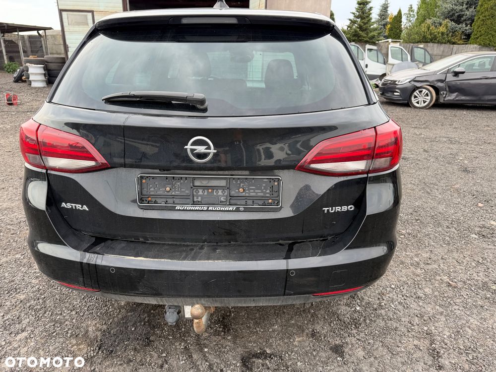 Opel Astra 1.4 T GPF Dynamic - 11