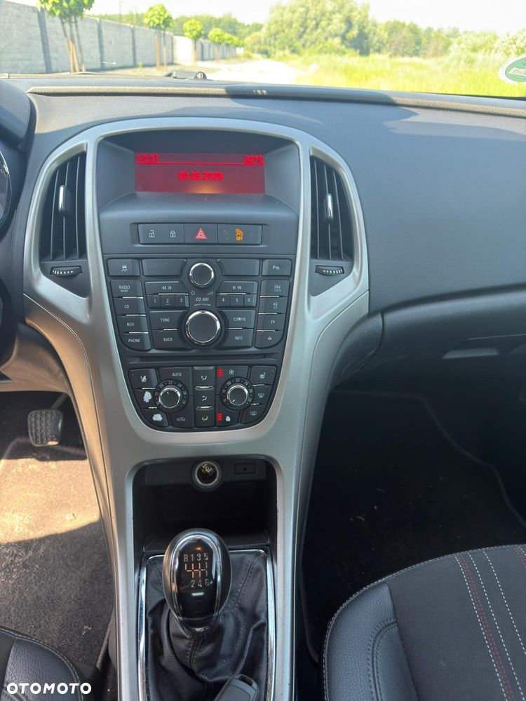Opel Astra 1.4 Turbo ecoFLEX Start/Stop 150 Jahre - 15