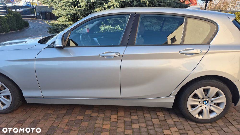 BMW Seria 1 116d DPF - 5