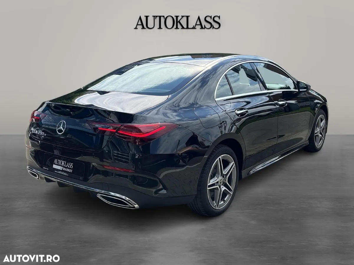 Mercedes-Benz CLA 250 e 8G-DCT AMG Line - 5