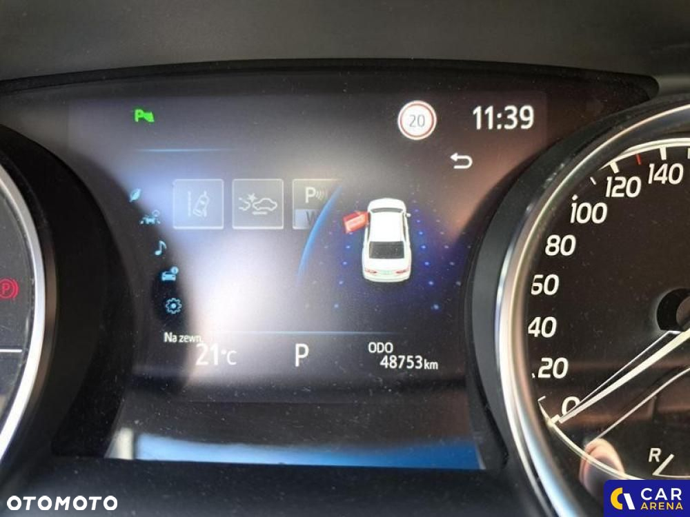 Toyota Camry - 10