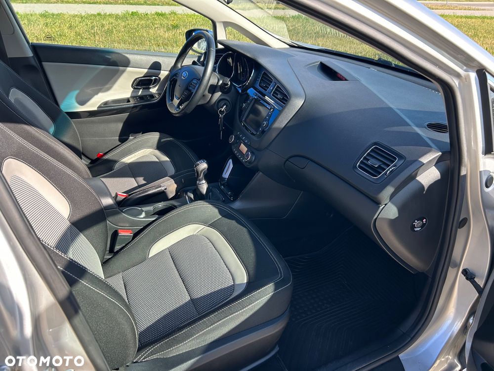 Kia Ceed - 20