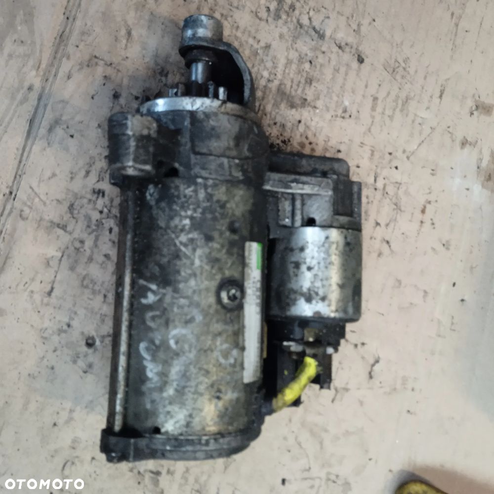 Rozrusznik Audi 3.0TDI 059911022 - 1